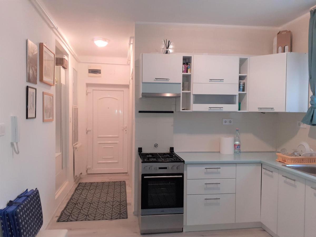 Nelli Apartman Appartement Keszthely Buitenkant foto