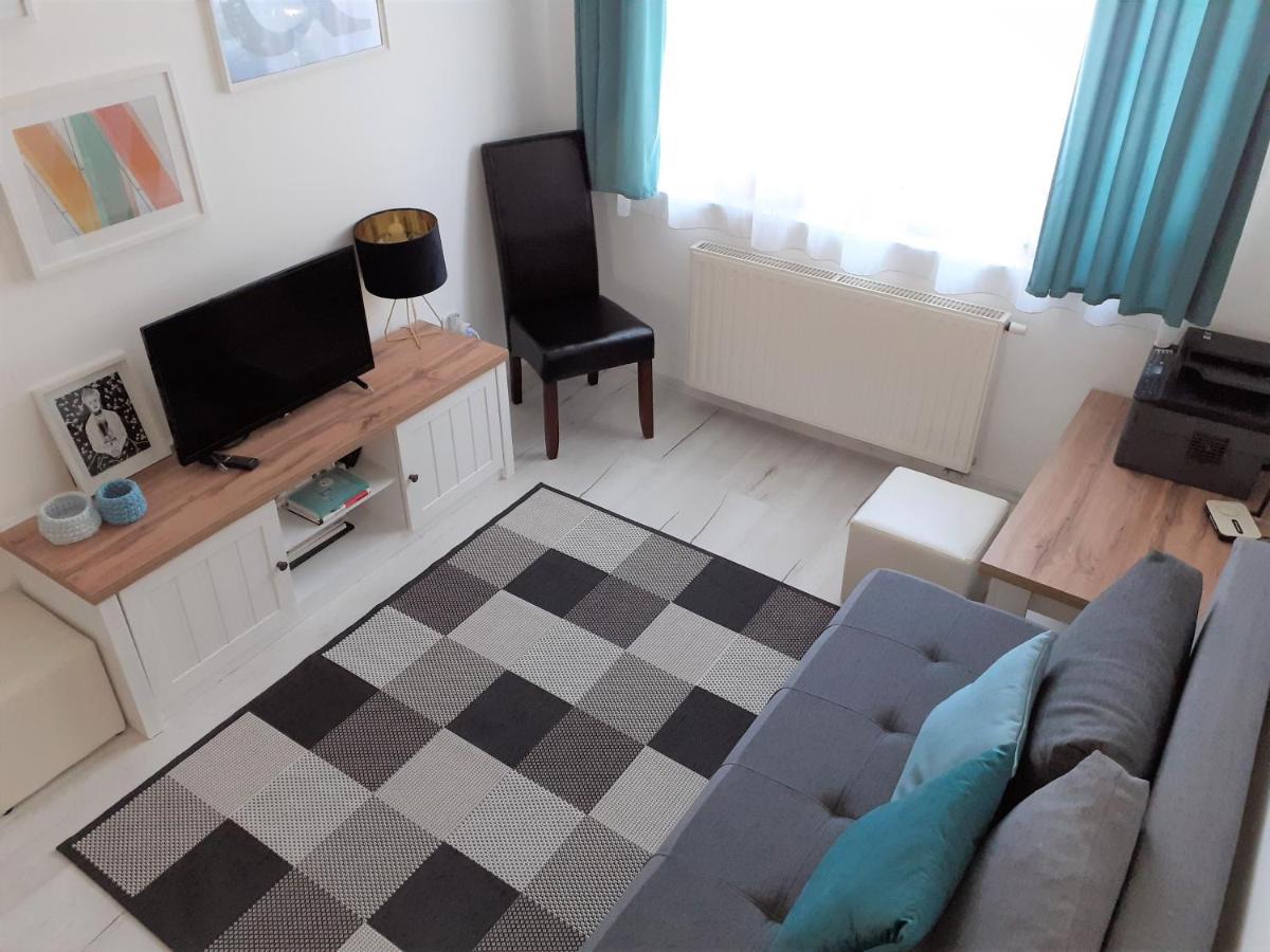 Nelli Apartman Appartement Keszthely Buitenkant foto